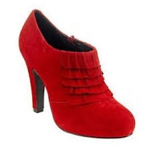 Gianni Bini Tula Red Ruffle Suede Heeled Bootie8.5